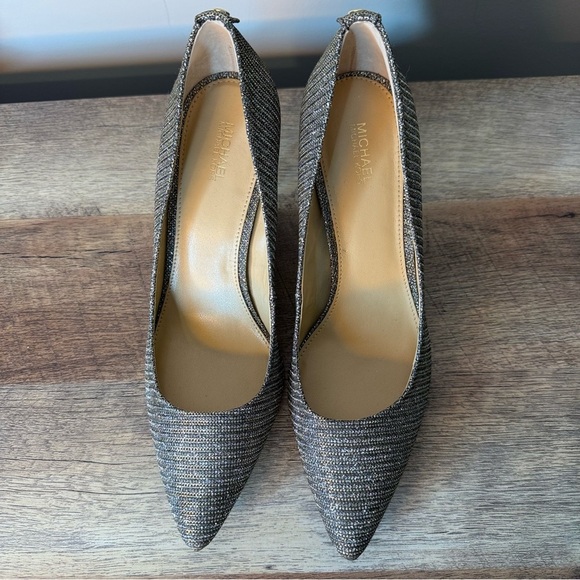 MICHAEL KORS Dorothy Flex Mid Pump Heels Metallic Glitter Silver KeKe Shiny Sz 9 - Picture 9 of 15